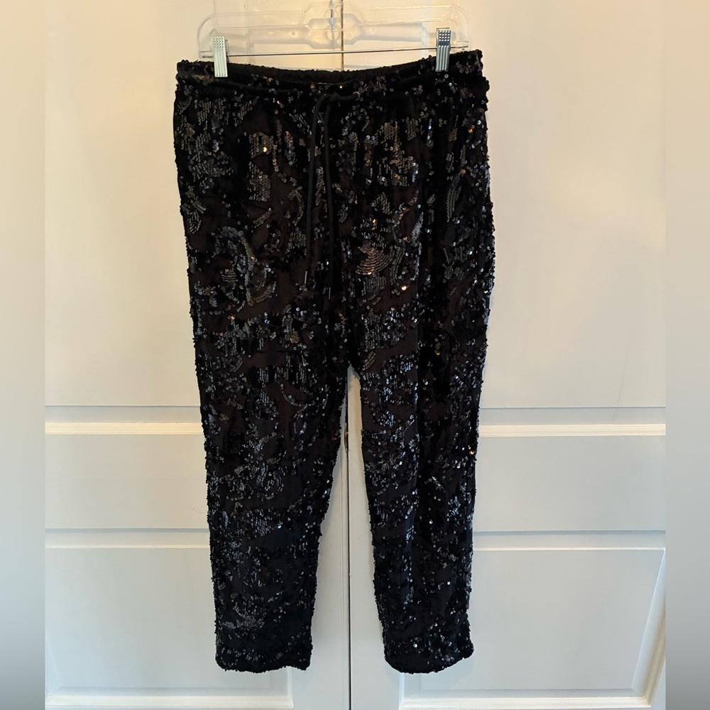 Forever 21 Men’s Black Sequin Velour Pants. Size Large.